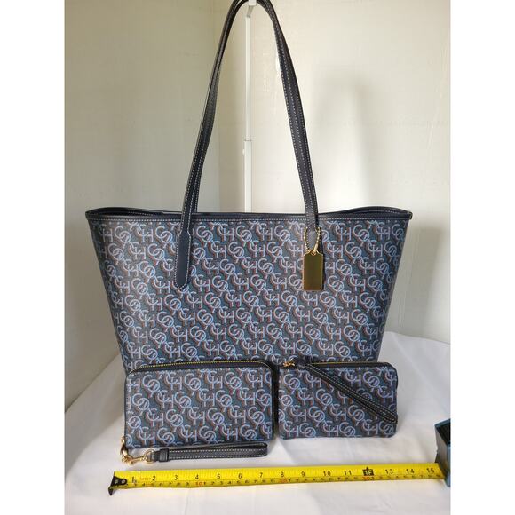 Coach Monogram Long Zip Around Wallet in Navy Blue (CF521) - Picture 9 of 9